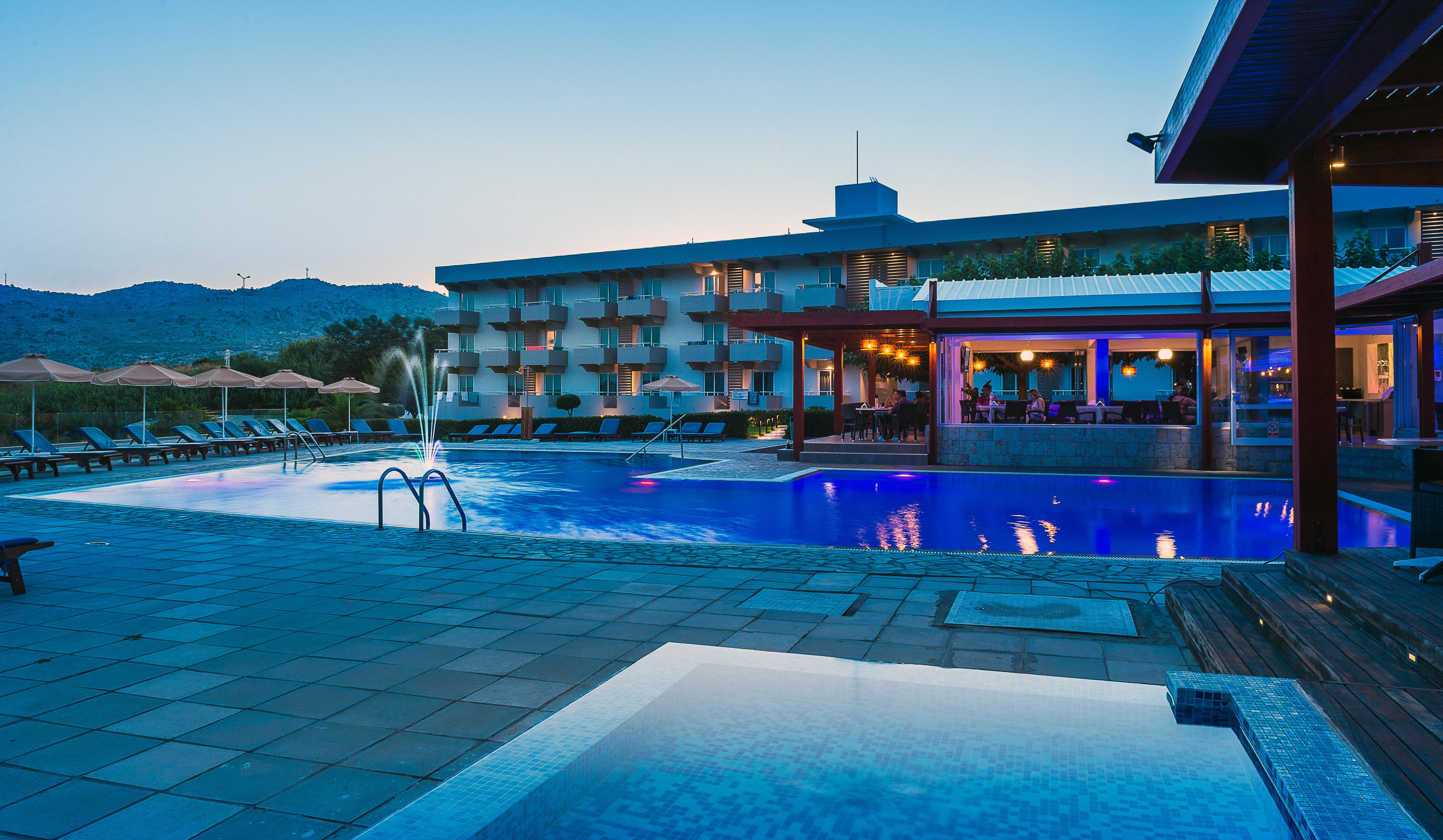 Zoes Hotel & Suites Faliraki Dış mekan fotoğraf